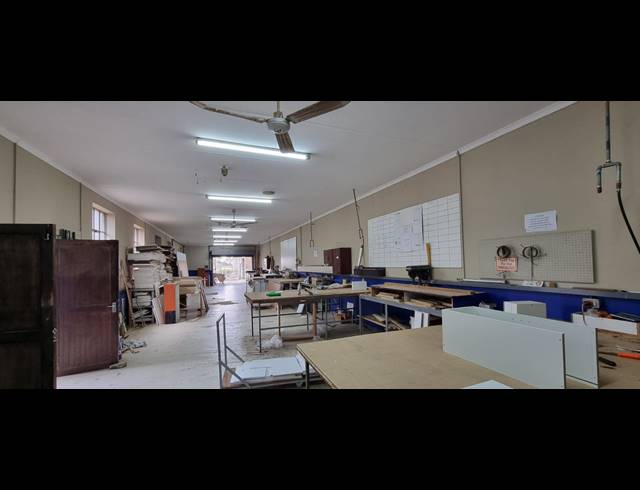 2,240M² WAREHOUSE FOR SALE IN VILLAGE MAIN